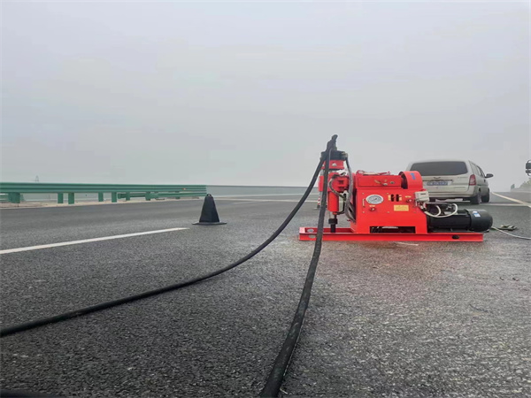 梧州马路路基路面开裂下沉注浆加固灌浆